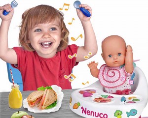 Nenuco highchair eat with me